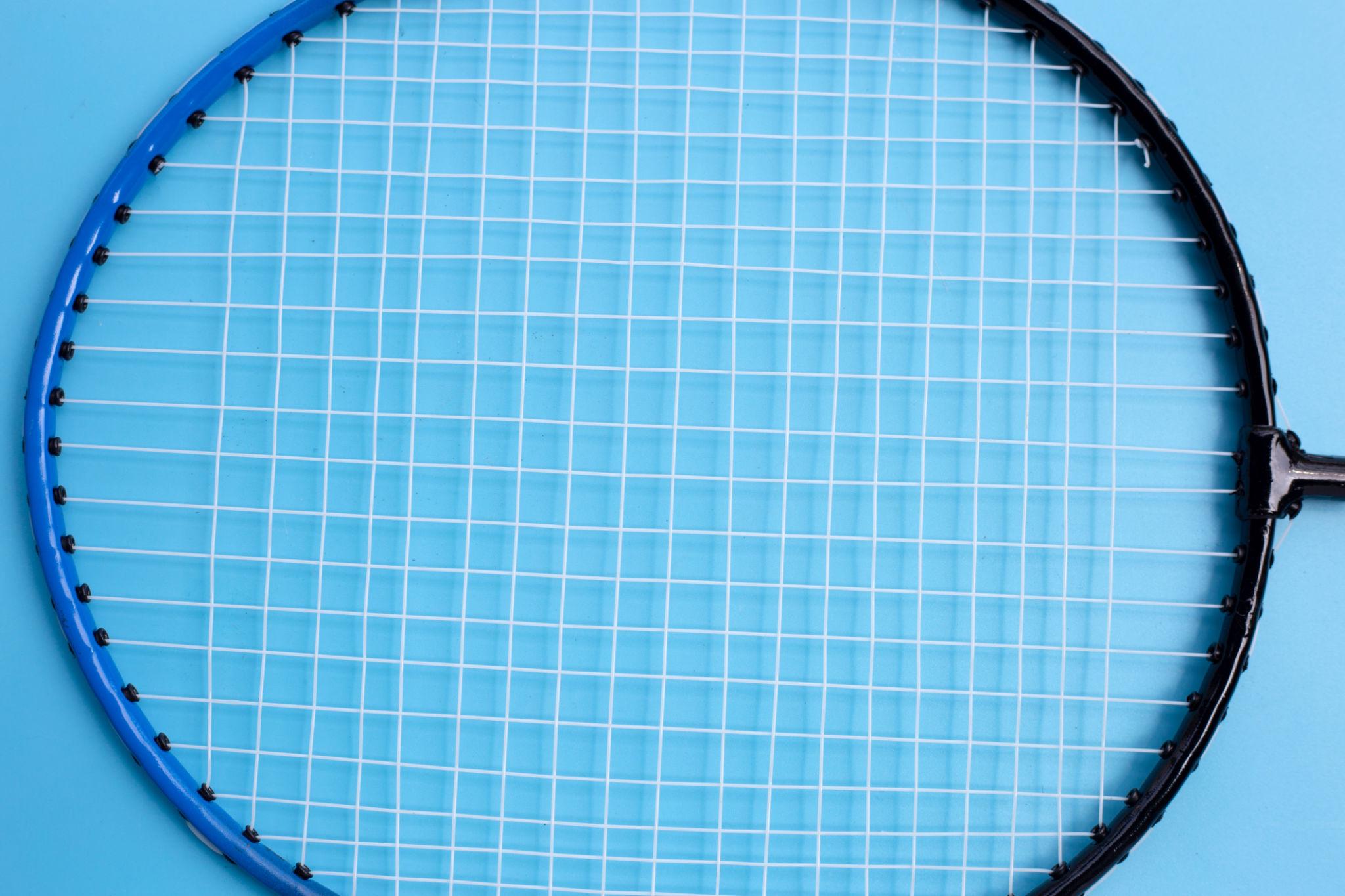 racquest string image